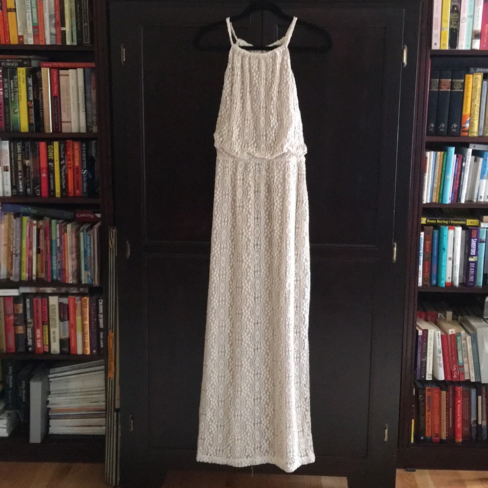 🔥NWT SHARAGANO long fully lined lace dress